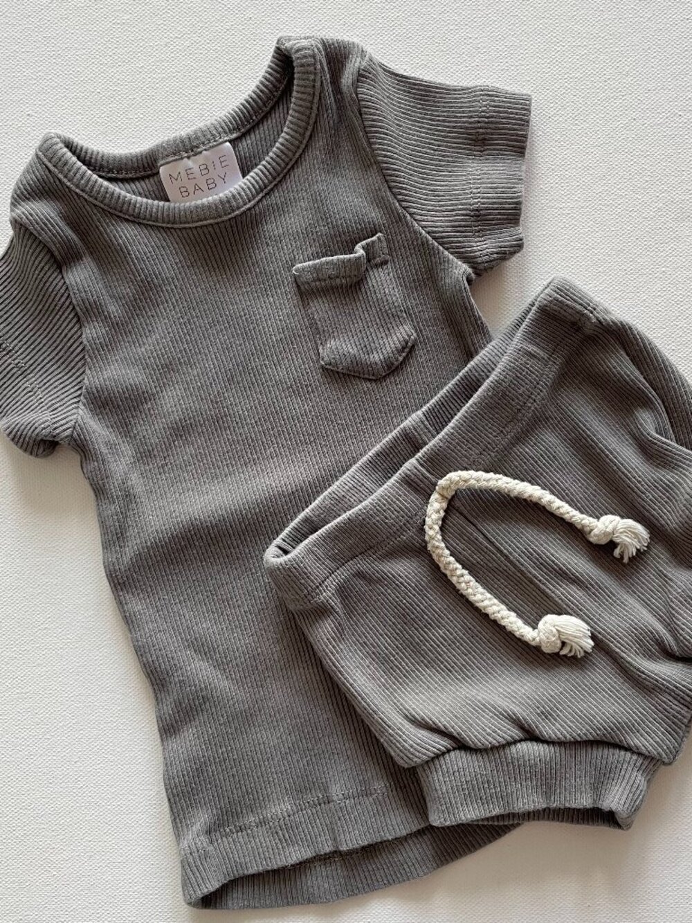 Mebie Baby Ribbed Pocket Tee & Shorts Set 3-6M | Neutral Gray 🩶